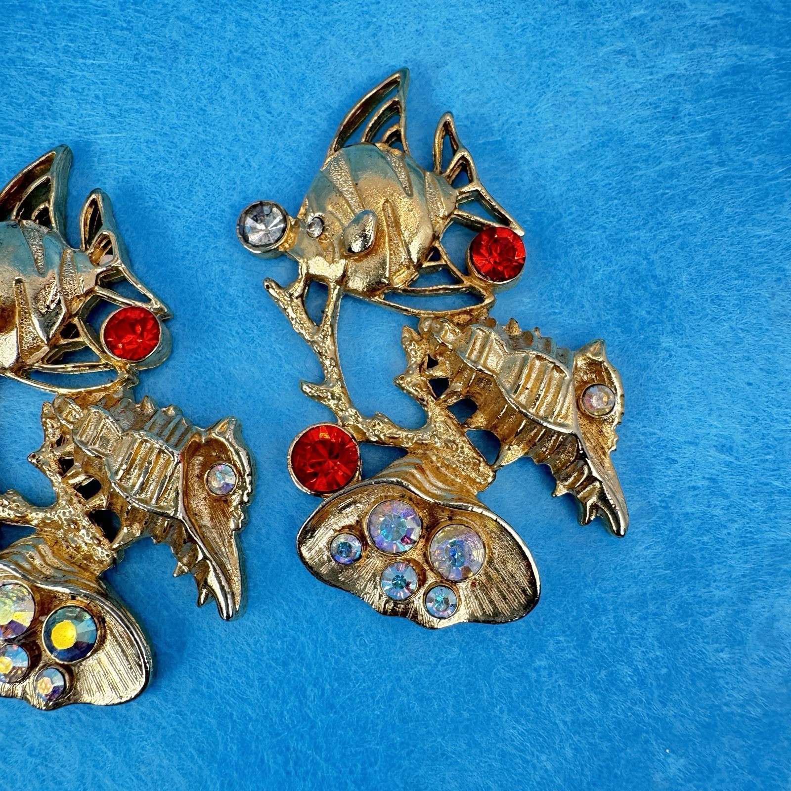 Lot Of 6 VTG Gold Tone Rhinestone Fish Shell Findings Brooch Jewelry Making
