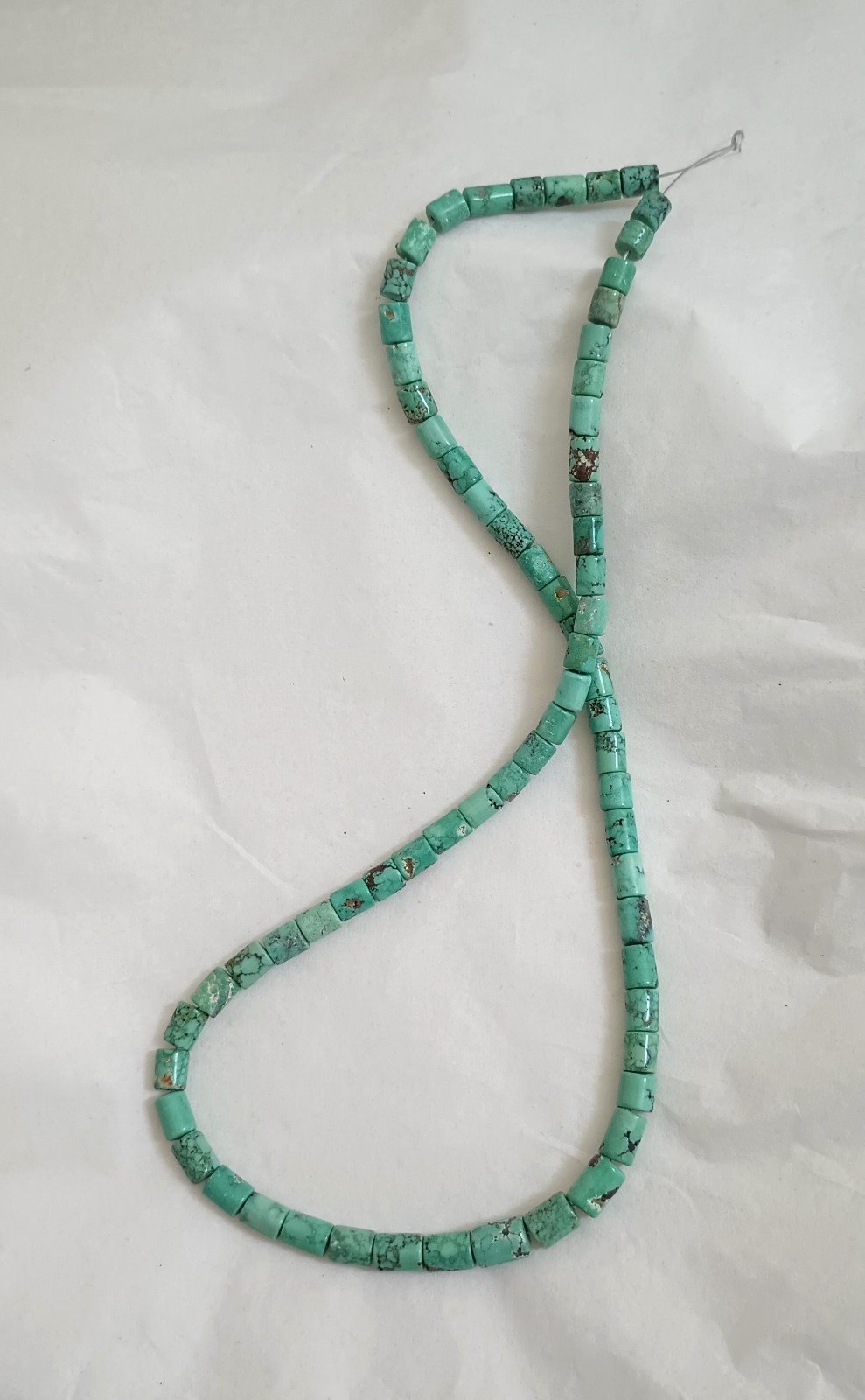 OLD STOCK HUBEI TURQUOISE 5-6 x 6-8MM TUBE BEADS – 17.75″ – 2654E