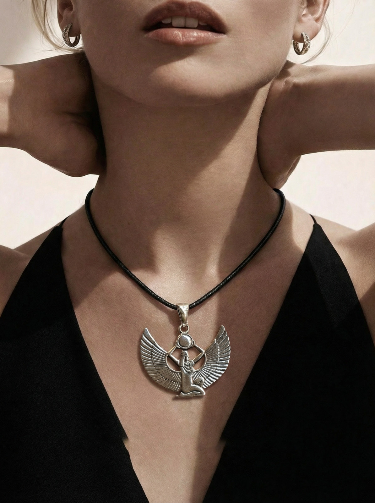 Isis necklace pendant – Egyptian goddess – Silver 900 – Egypt Amulet jewelry