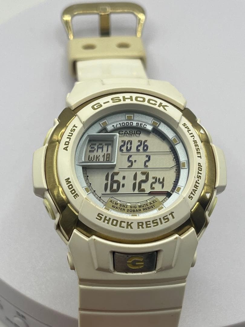 G-SHOCK Lovers Collection Model White/Gold Battery replaced Good condition