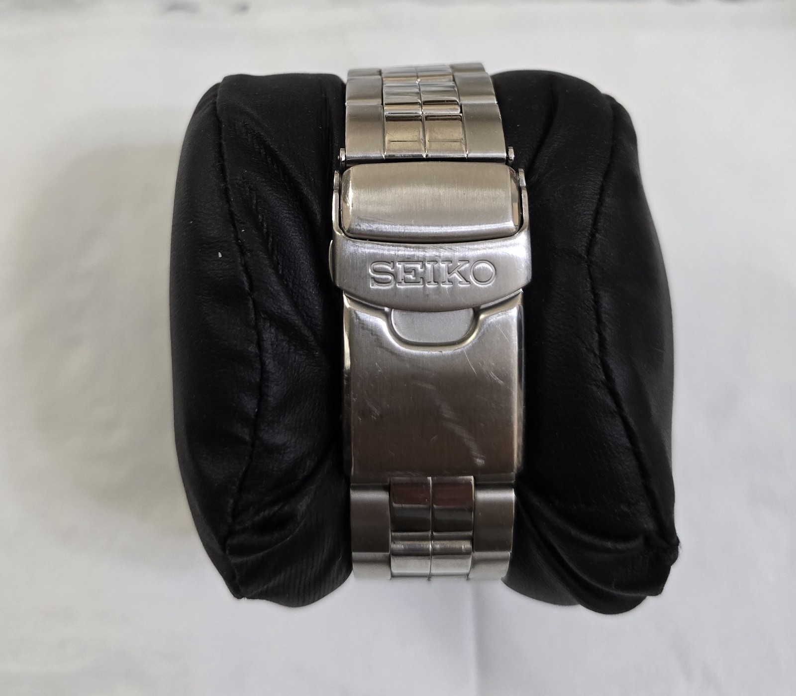 Men’s Seiko 8F56-00J0 Marker Perpetual Calender 42mm Rotating Bezel Compass