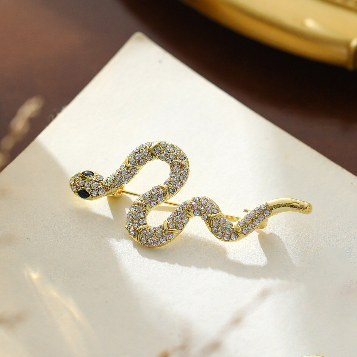 1pc Elegant Vintage Snake Brooch Pin, Zinc Alloy with Rhinestone Pin Jewelry