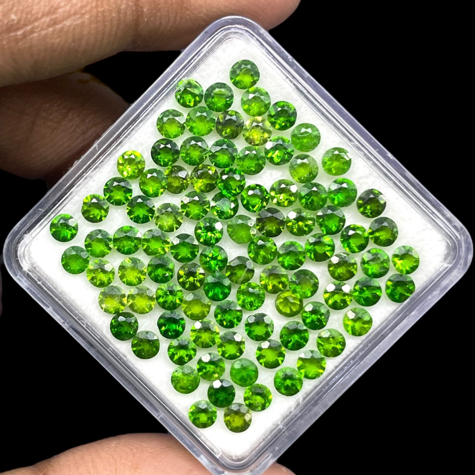 50 Pcs Natural Chrome Diopside 3mm Round Cut Vivid Green Loose Gemstones Lot
