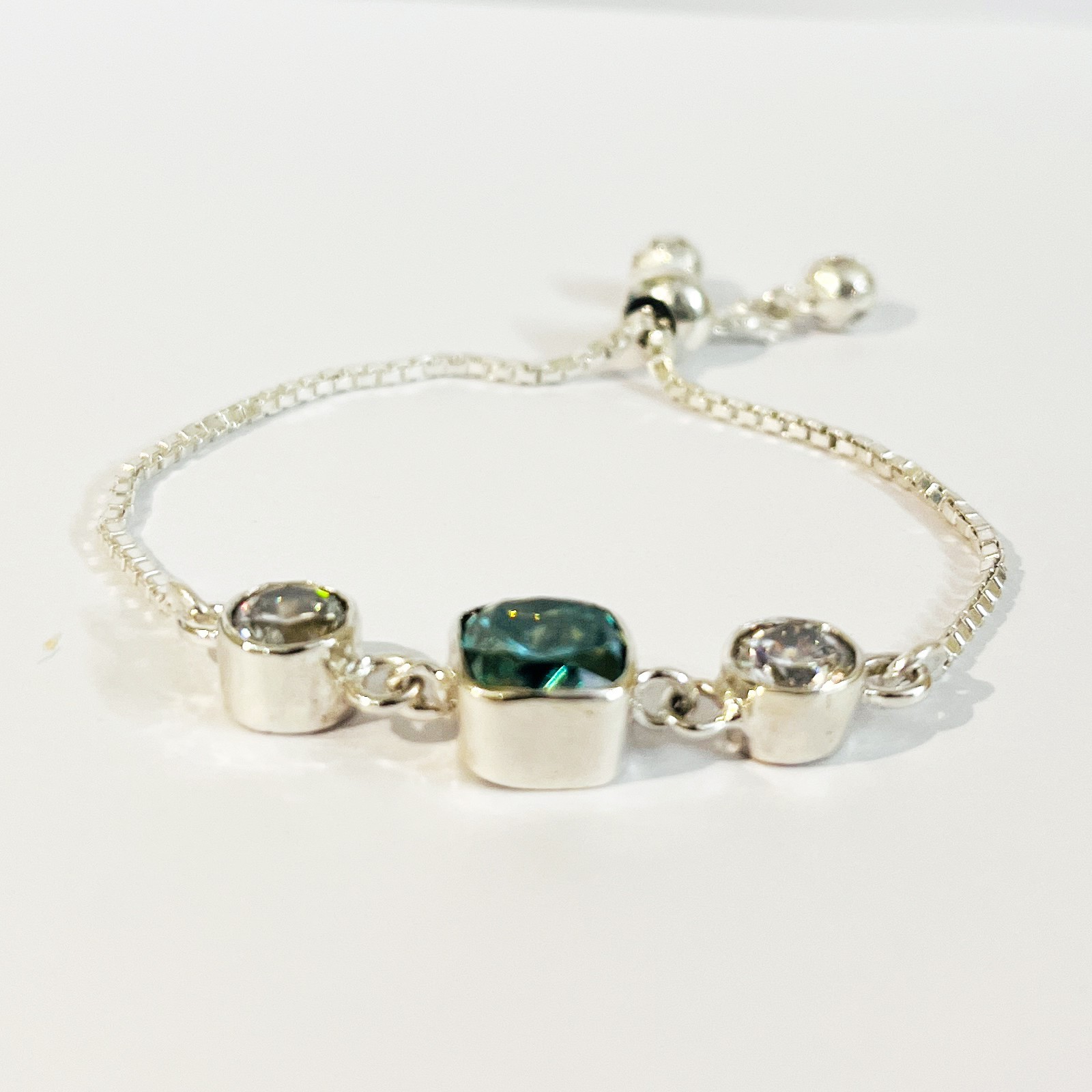 Pretty 5 Ct. 7.5″ Cushion Cut Blue & White Diamond Bracelet In 925 Silver