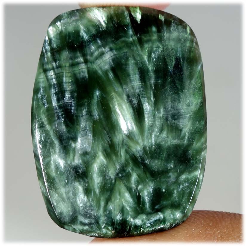 38.00 Cts Natural Cushion Cabochon Green Seraphinite Chakra Healing Pendant Gems