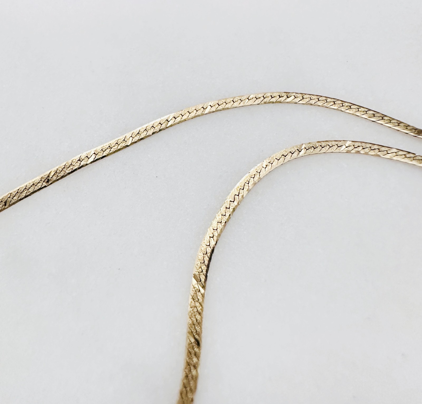 Solid 14K Yellow Gold Thin Herringbone Link Chain Bracelet, 1.3mm, 7 1/8″, .8g