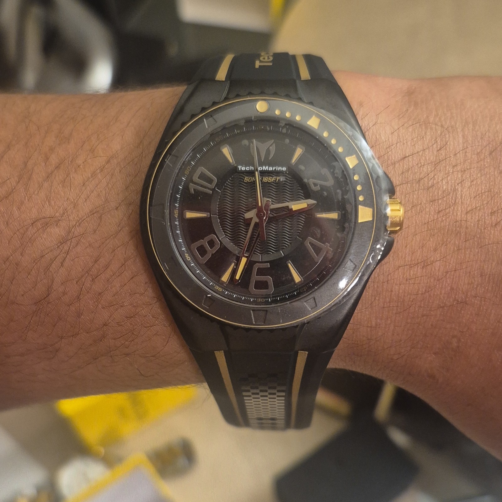 TechnoMarine Invicta Men Watch Racing Legends 44mm Balck And Gold (Tm-525016)