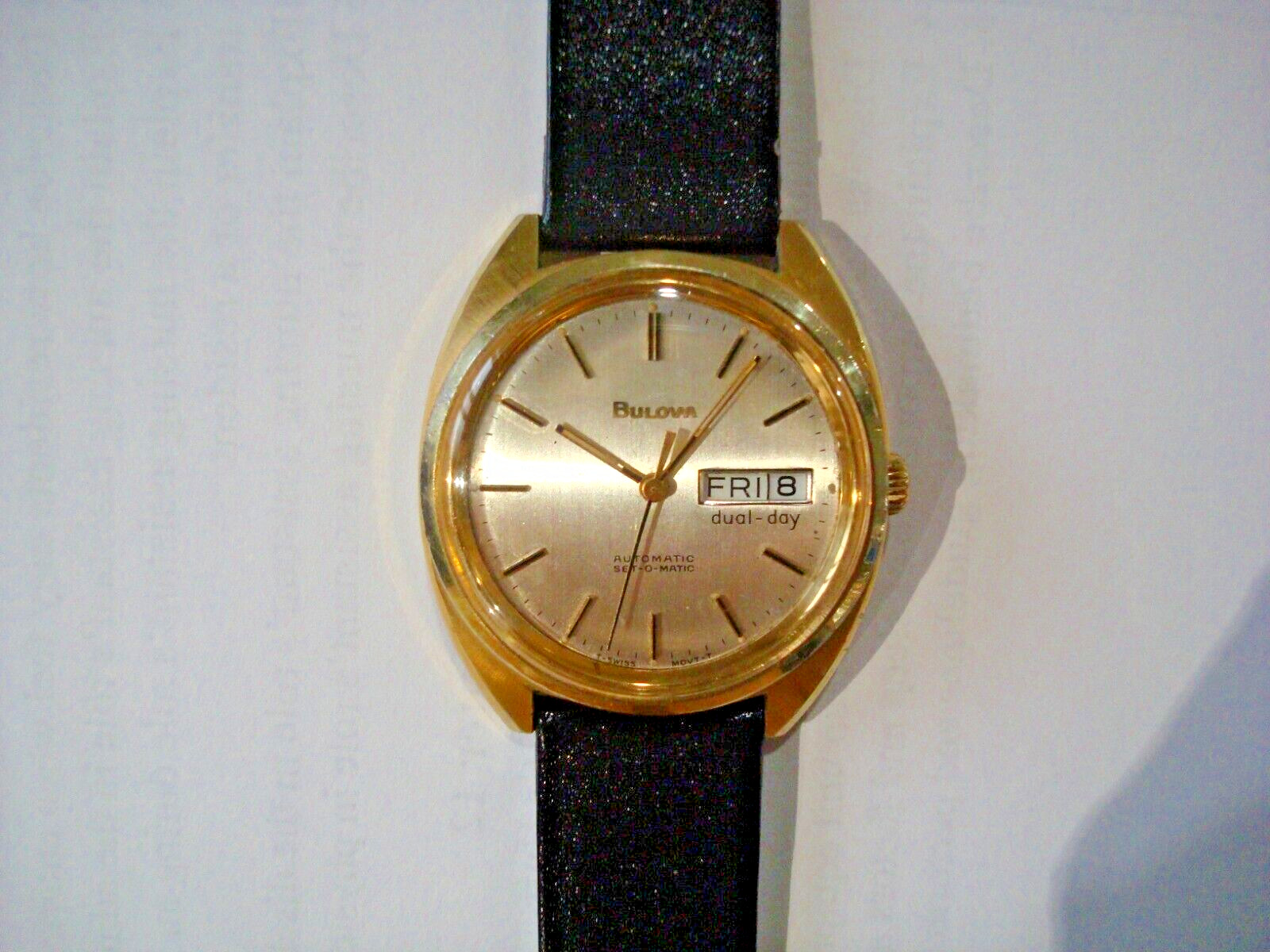 Bulova N7 Mens Automatic Watch 17j. ETA 2879 Day Date Quick Set New Band GC Runs