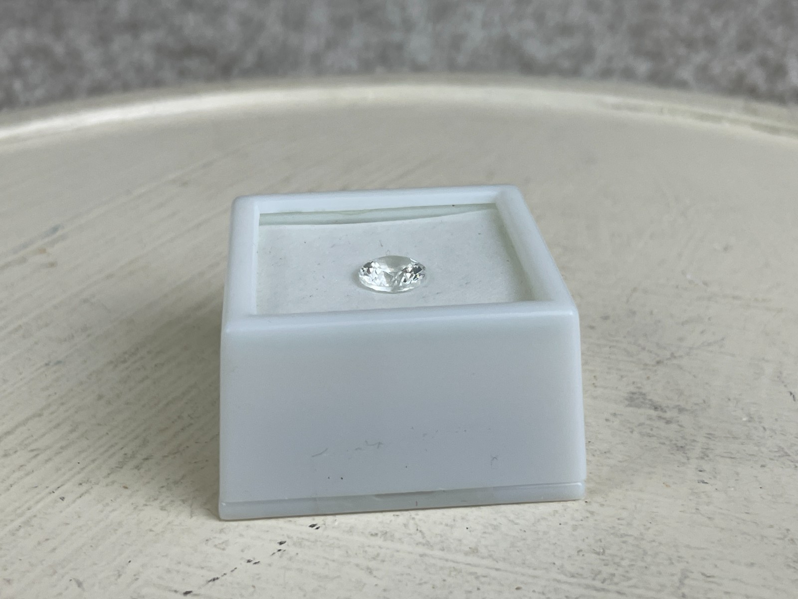 2.50 Carat 8MM Round Diamond White YAG Yttrium Aluminum Garnet Faceted Gemstone