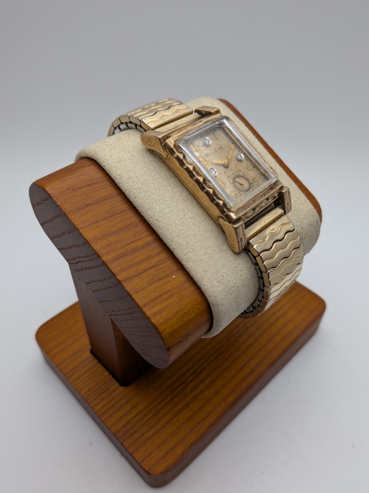 Vintage 1951 Bulova Tuxedo Diamond Dial Manual Wind 10k Gold Filled Watch.