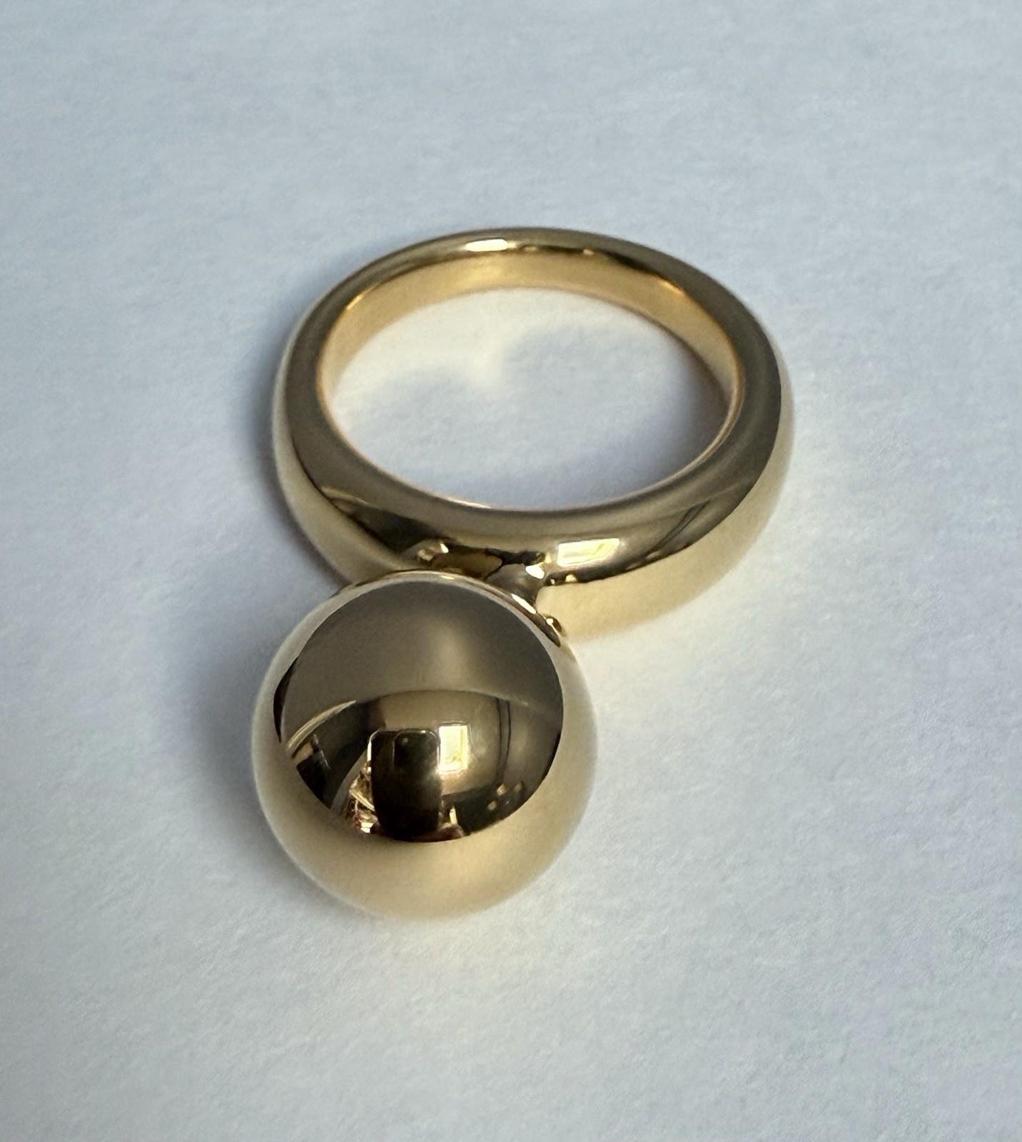 4.8g* 14K GOLD MILOR ITALY Resin Core Moving Ball Tapered Band Cocktail Ring *9