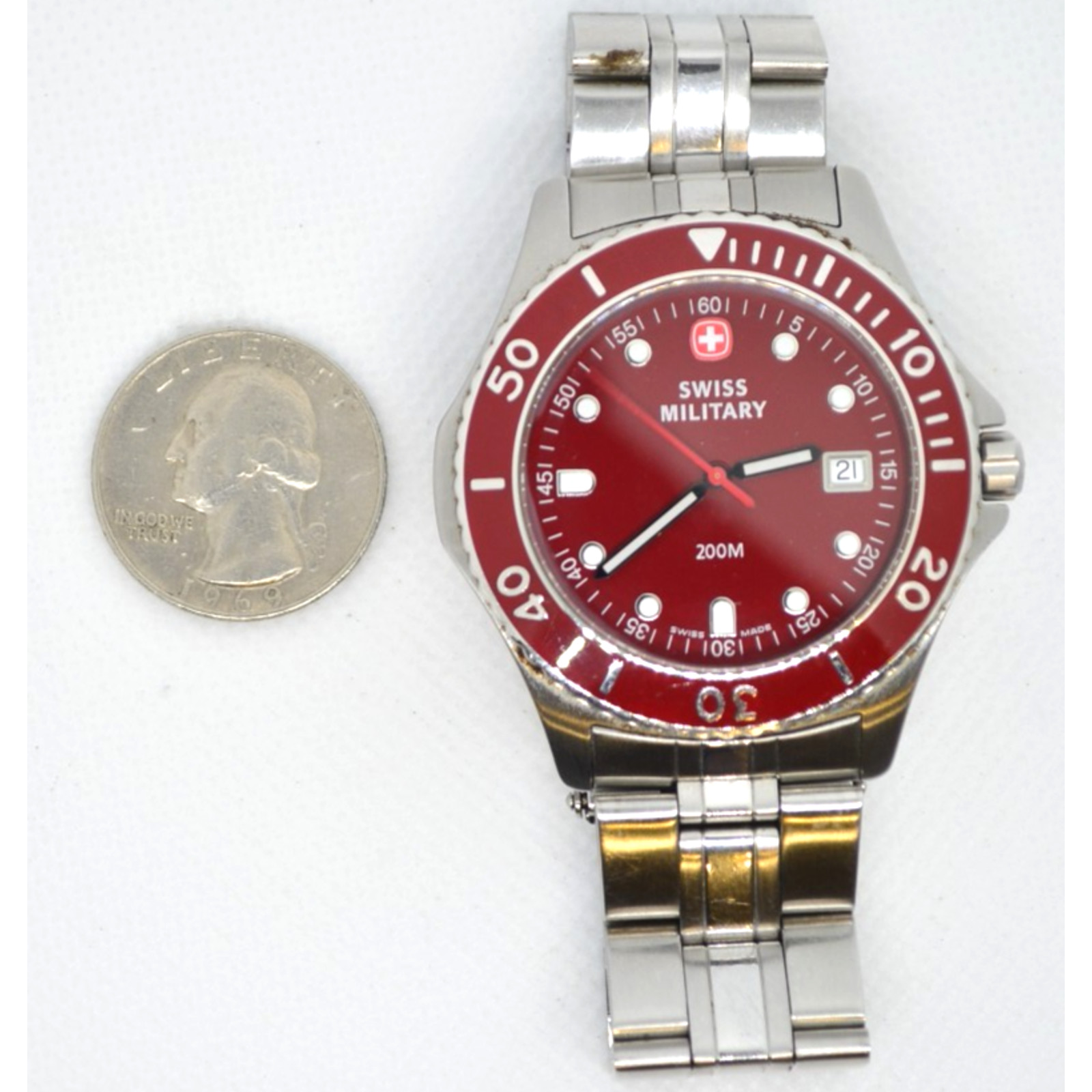 Swiss Military Mens Watch 095-1674 Red Dial Stainless Steel Quartz Fresh Battery