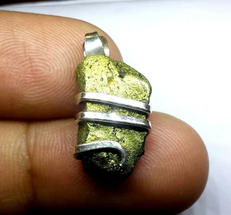 14.60 Carat Sterling Silver Wire Wrap Pyrite Pendant Crystal Necklace