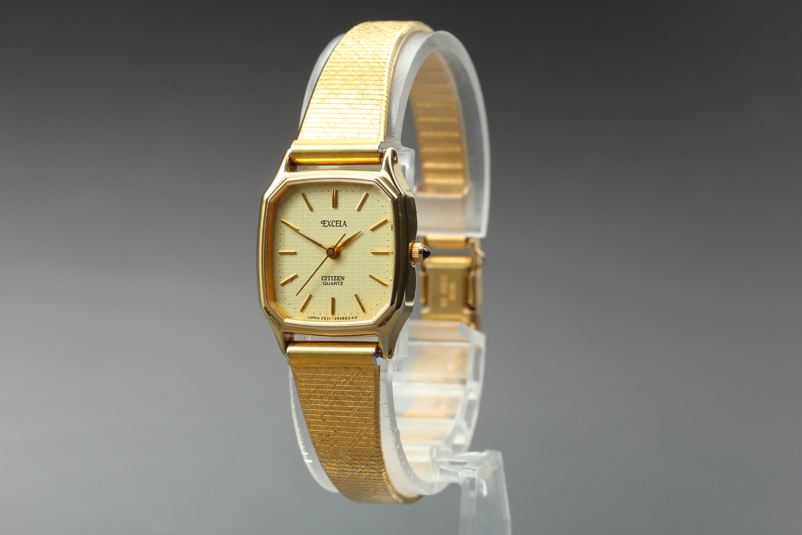CITIZEN 2931-293801 Gold Tank Ladies Bracelet Watch Vintage Near MINT From JAPAN