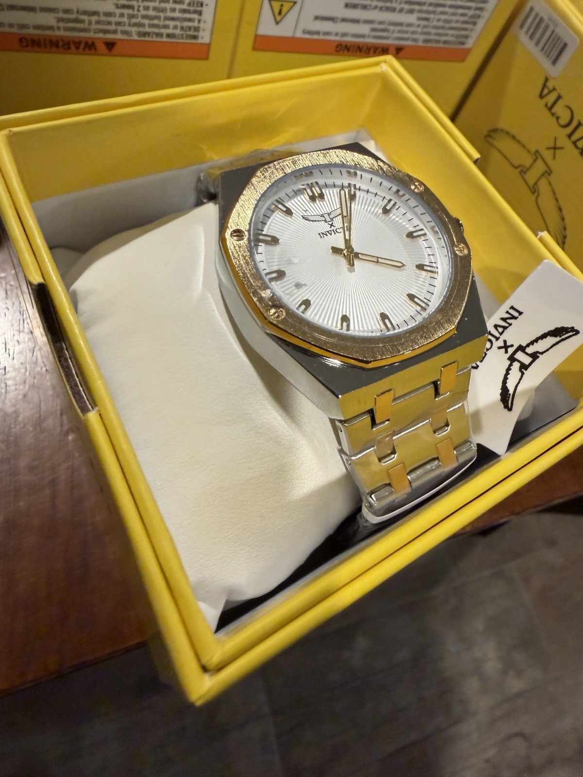 Invicta Men’s Two-Tone SS Bracelet Watch White Sunburst Dial Gold Bezel Box