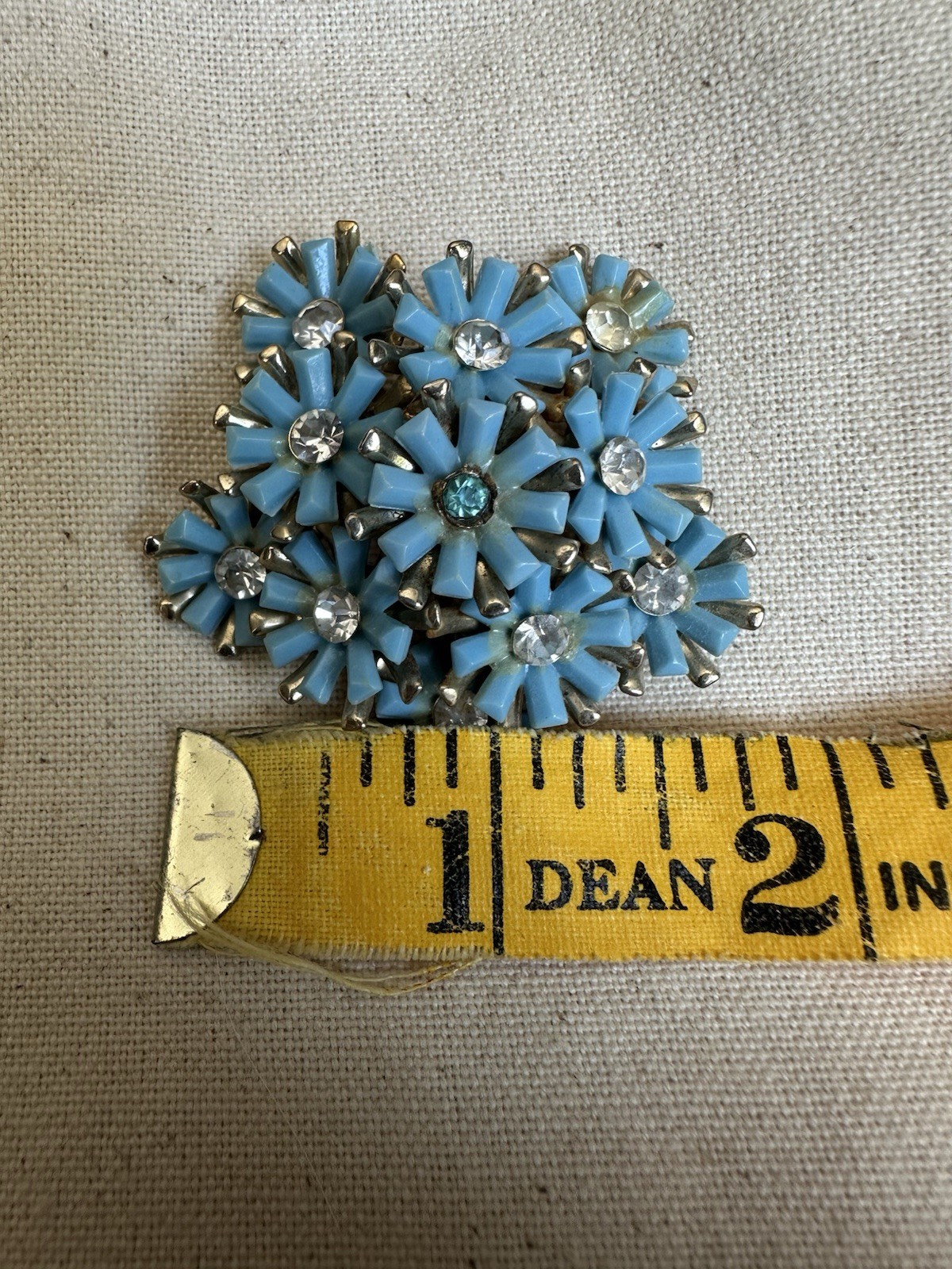 Blue Flower Cluster Rhinestone Brooch Pin Prong Set Baguette 1.5 in