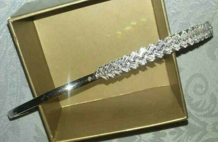 925 Sterling Silver Cubic Zirconia  bracelet 7″by Fuzion Creations International