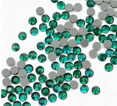 1440pcs HotFix Rhinestone Iron-On FlatBack Beads Charming Czech Emerald ss10 3mm