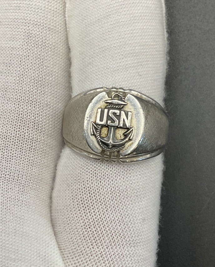 Vintage USN United States Navy Sterling Silver Dee Bee Ring 10 Grams Sz 8