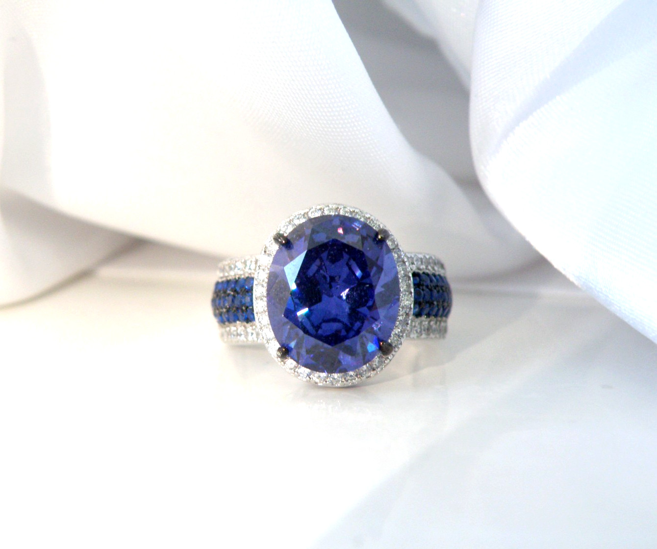 Sterling Silver 925 Lab Created Tanzanite CZ Blue Spinel Halo Ring Size 6