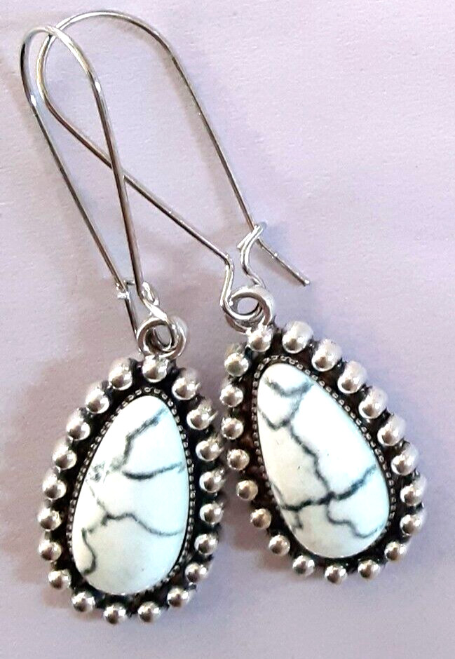 Simulated WHITE TURQUOISE TEARDROP earring SP KIDNEY WIRE K2TA