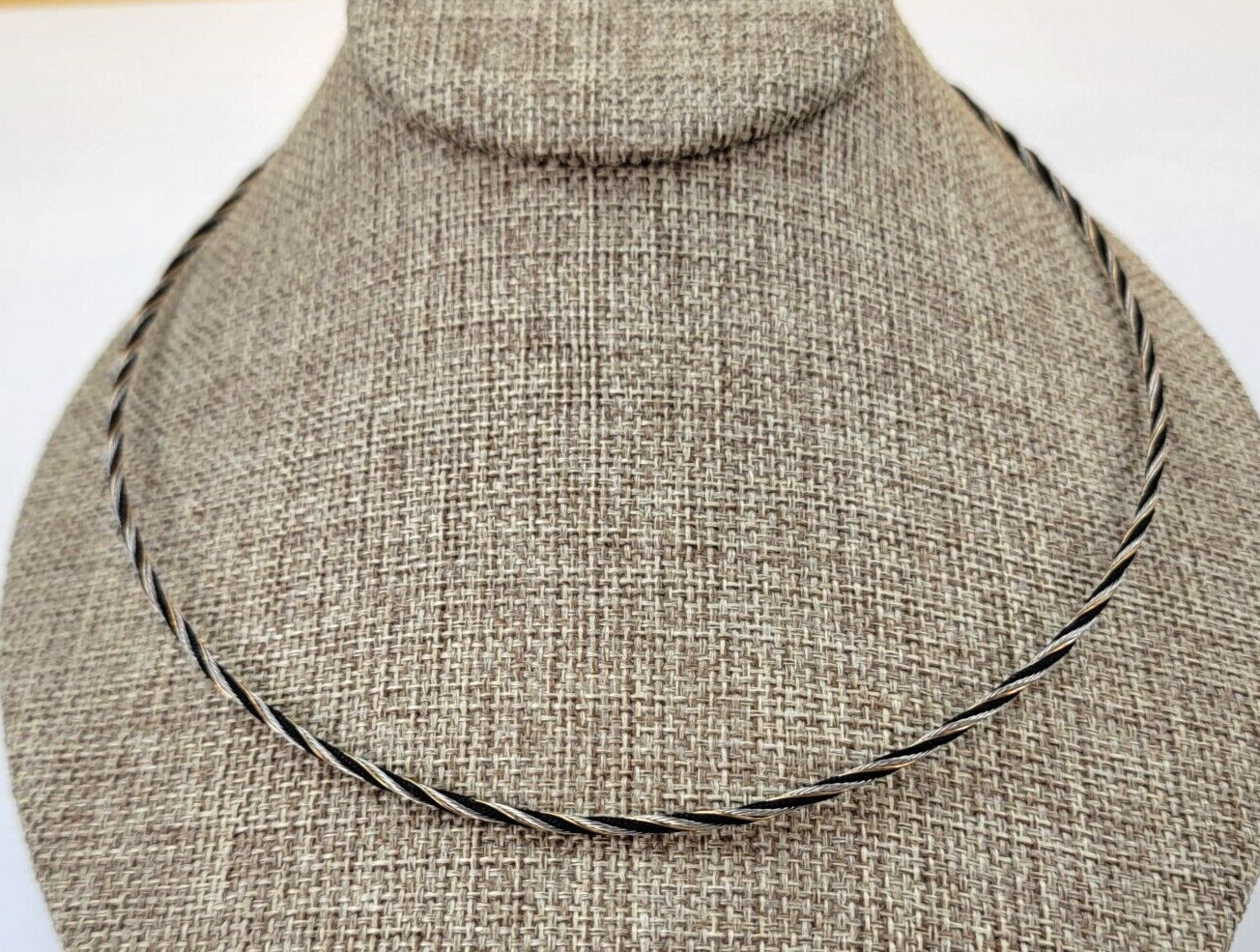 Vintage Gold Silver And Black Twisted Wire Choker Necklace 19 in Spring Ring
