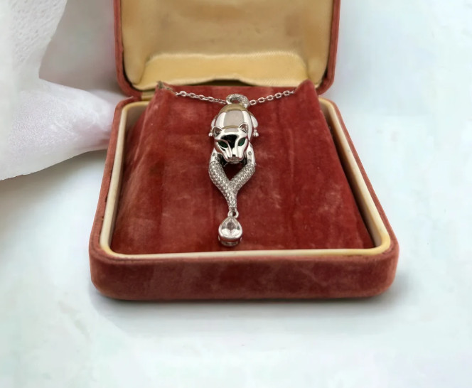 Silver Panther Pendant With Emerald & Zircon Party Wear Pendant For Men & Women