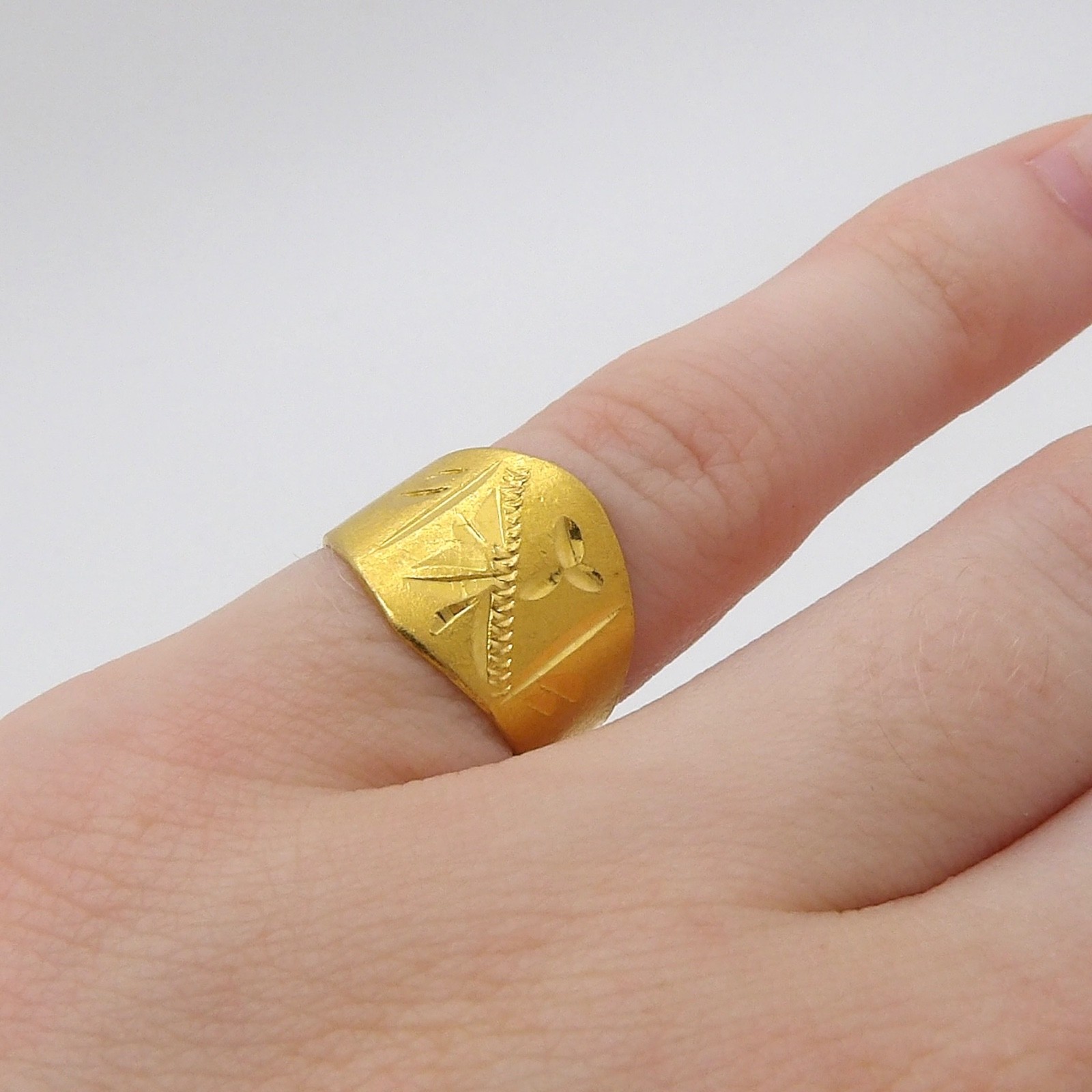 Solid 24k Gold 999 Baby Child Ring Adjusts Size 1 to 6 Cigar Band Setting
