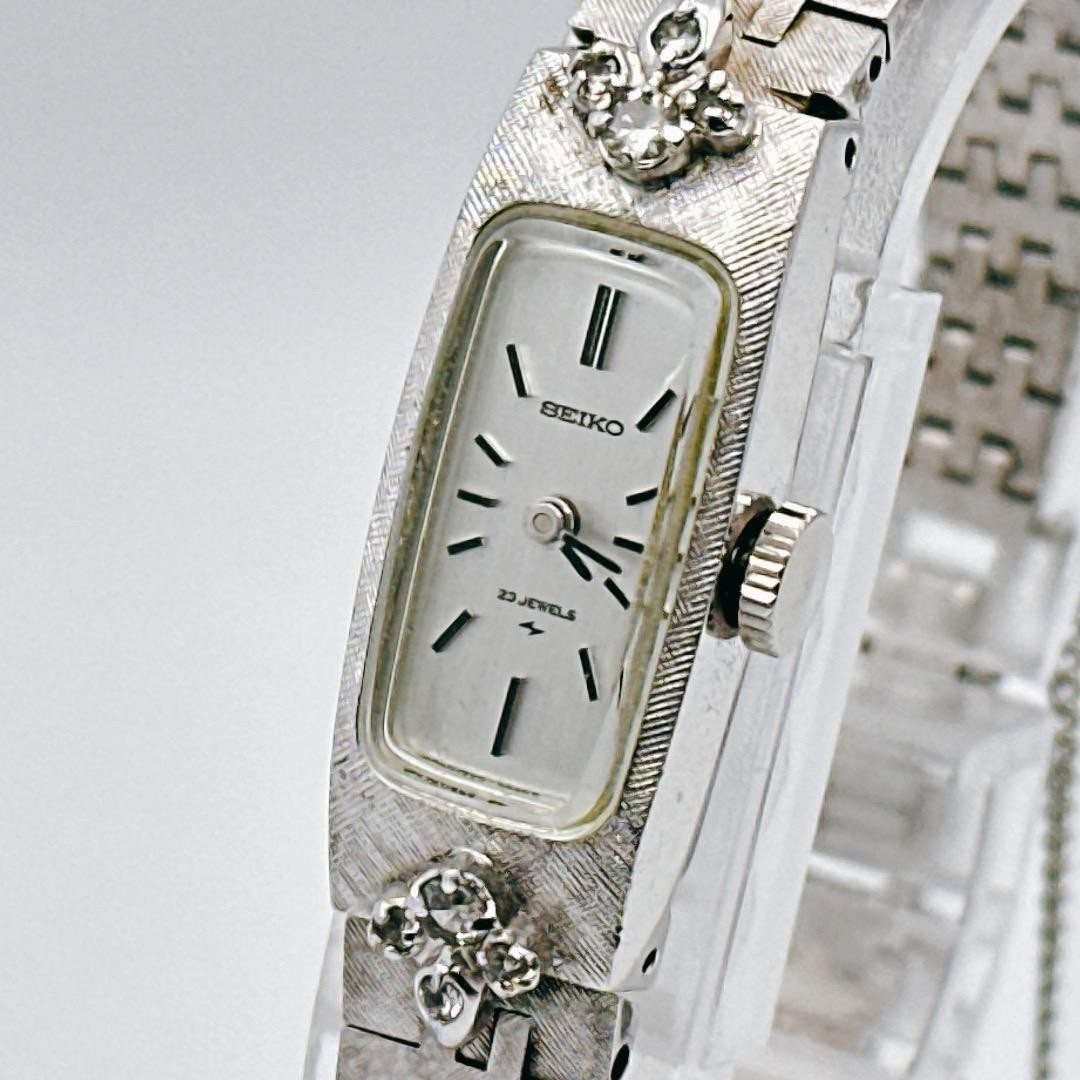 Excellent condition, fully functional. SEIKO women’s bracelet watch, hand-wo