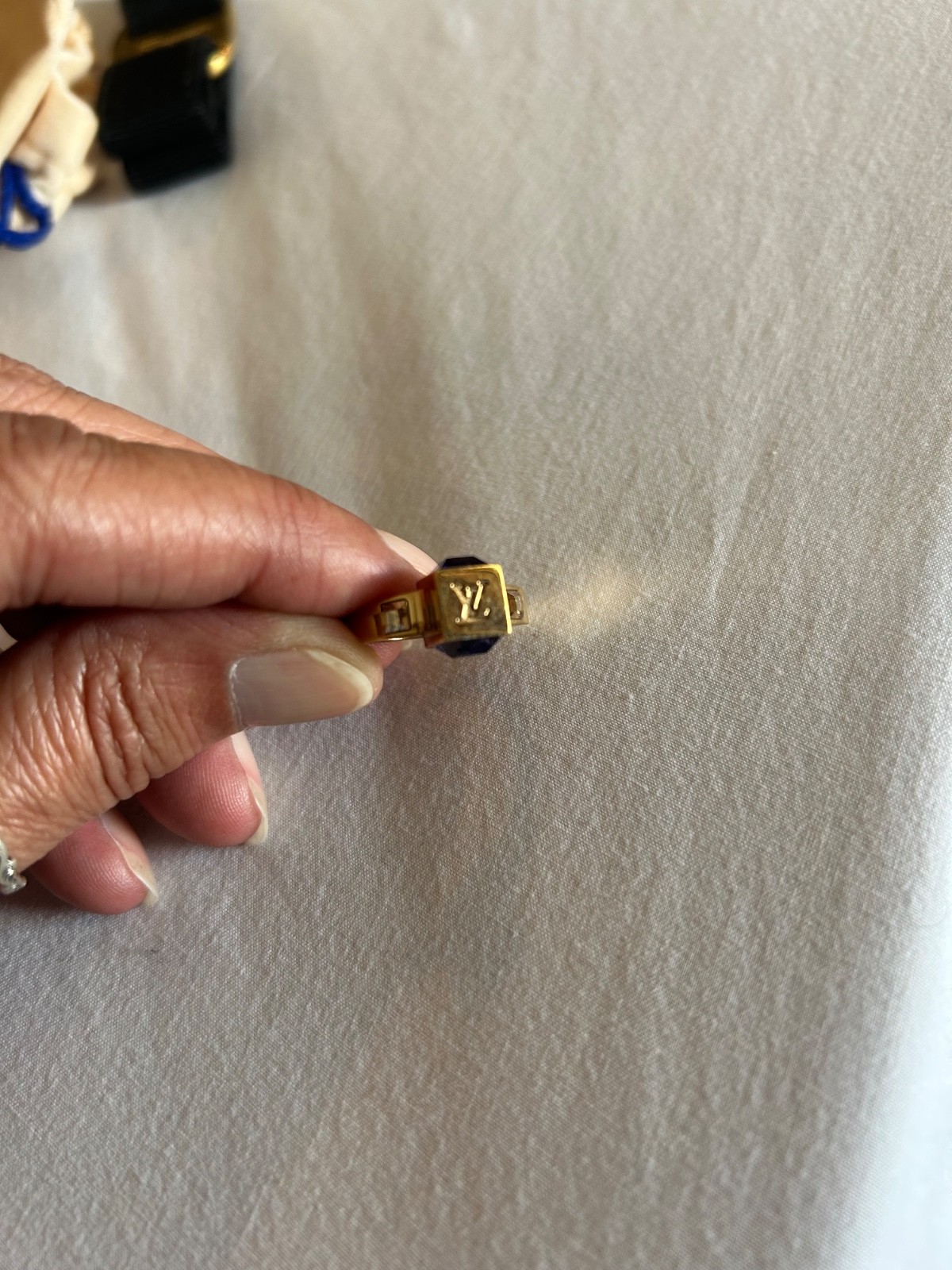 LV Gamble Ring size M- COA included