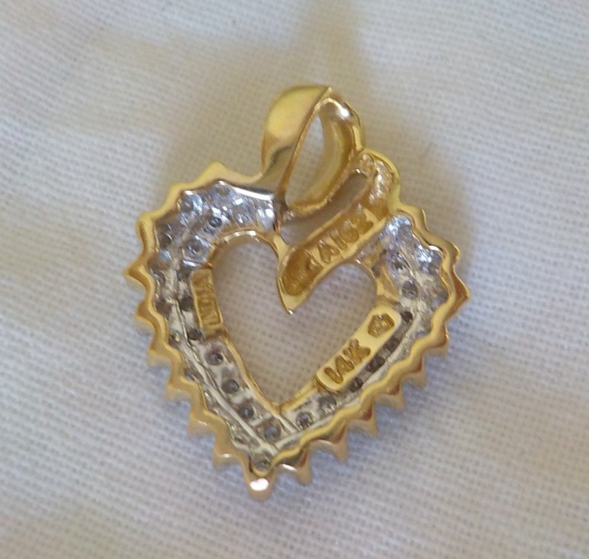 Classic 14K Yellow Gold Heart Diamond Pendant – 2.52 gms, 0.82 in, 0.37 ctw