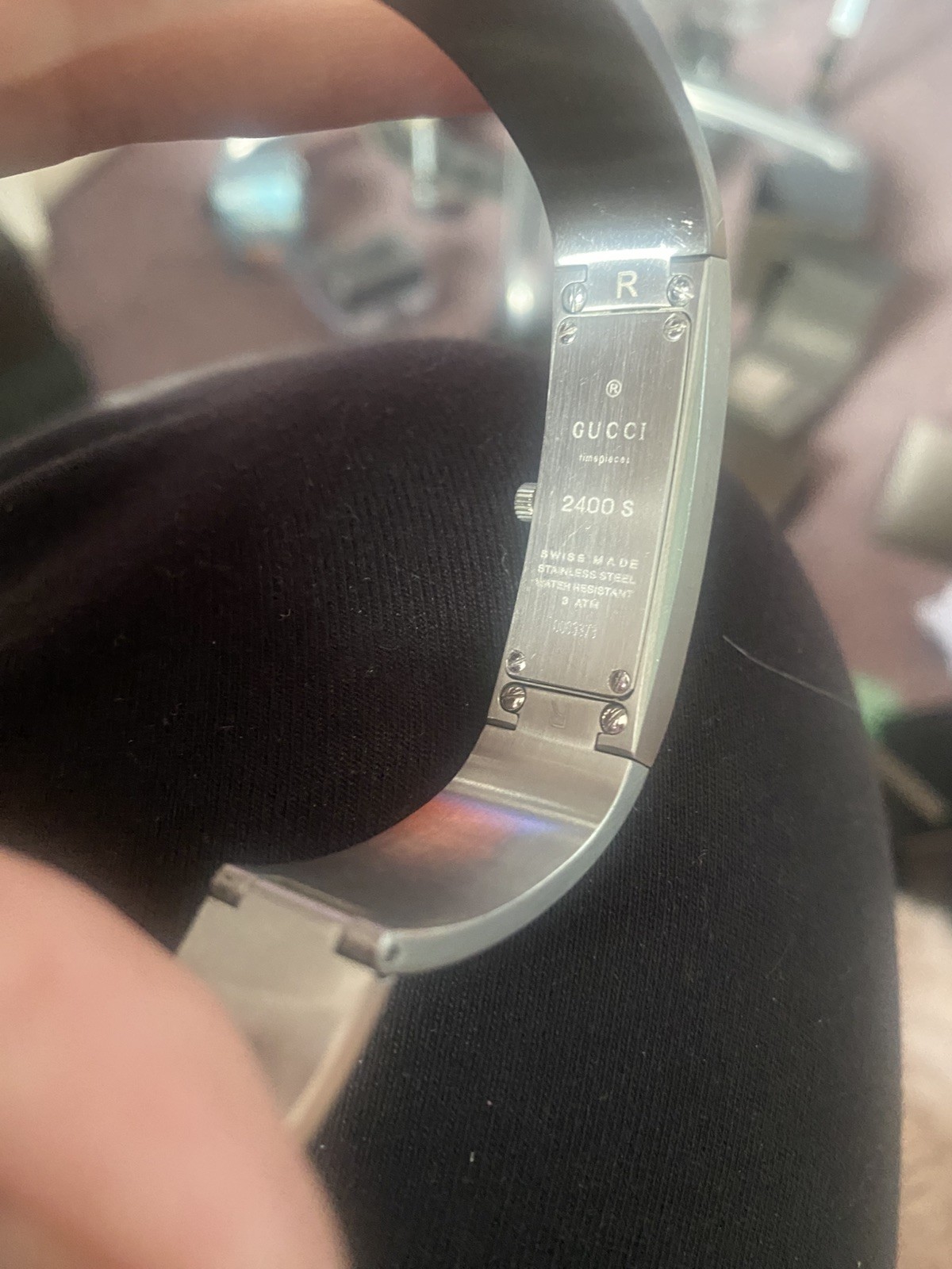 Gucci 2400S Silver Bangle Bracelet Ladies Watch Quartz w/Box new battery