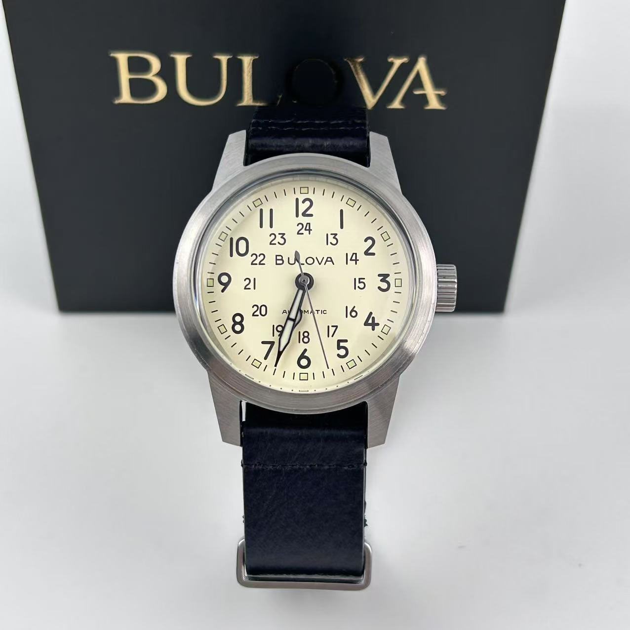 New Bulova Hack 96A246 Men’s Automatic Watch Ivory Dial Black Leather Strap 38mm