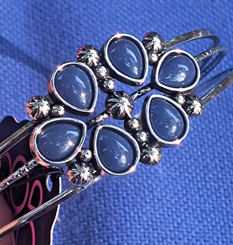 Paparazzi ~Taj Mahal Meadow Blue Cuff Bracelet NWT~#337K