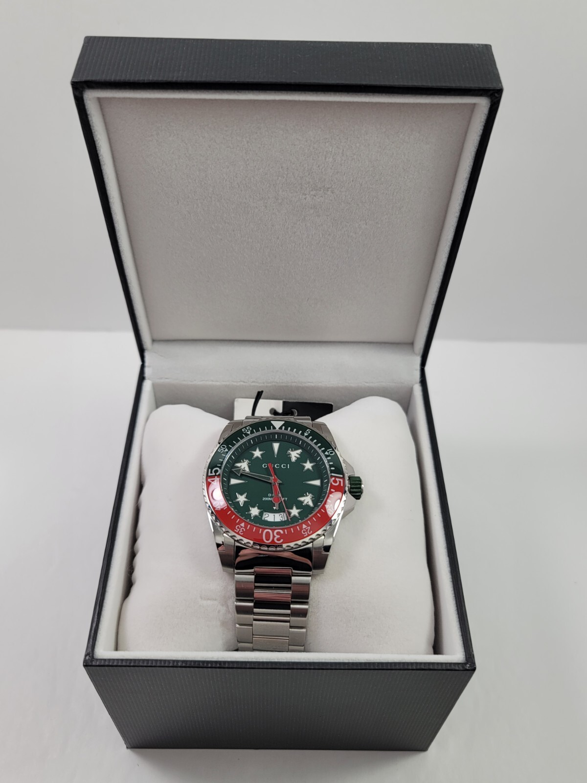 Gucci Dive XL SWISS Quartz Green Dial Stainless Steel Men’s Watch YA136222