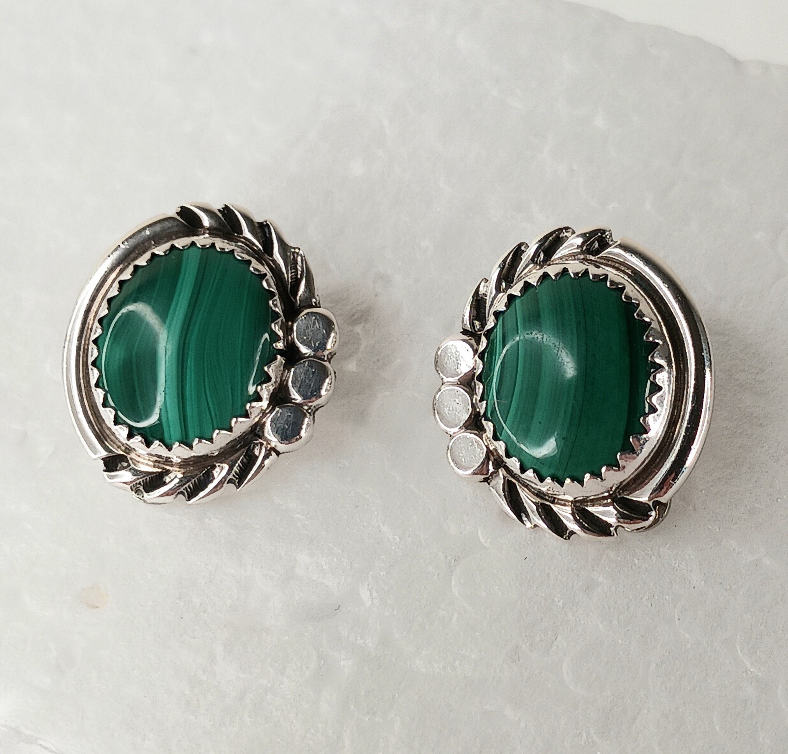 Earrings Clip Vintage Mexico 925 Sterling Malachite Scroll Work Classic Timeless