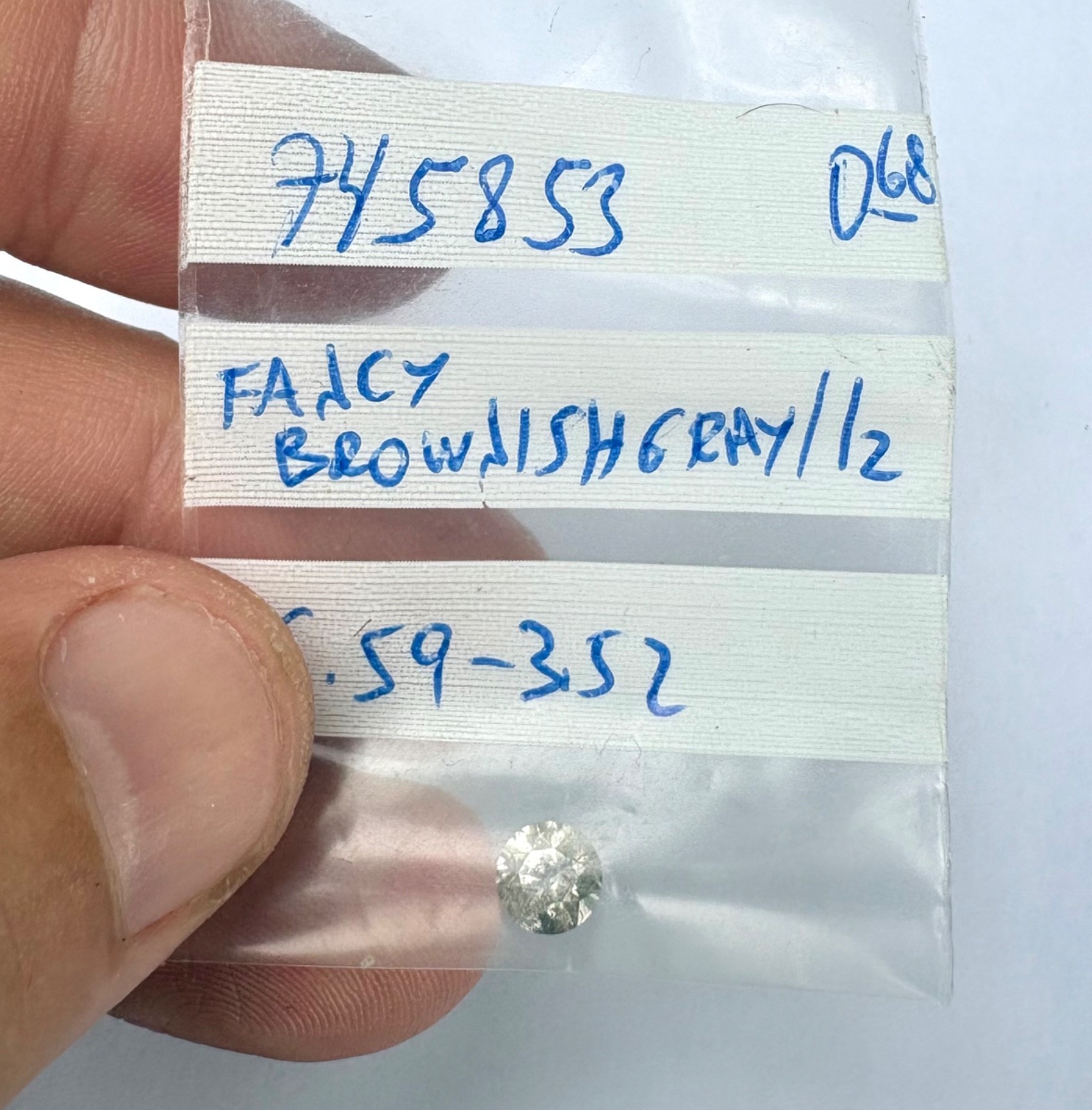 0.68 Carat Fancy Brownish Gray Round Brilliant Natural MINED Loose Diamond 5.59m