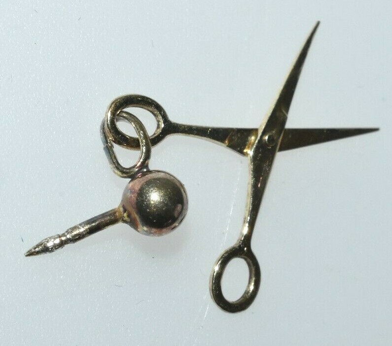 Ohrstecker / Brosche SCHERE Gold 333 / 8Kt. Fach A3