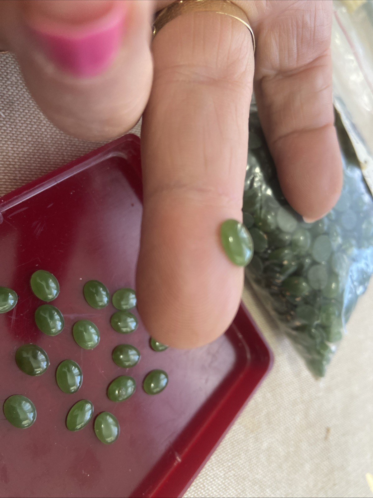 Genuine Green Jade Oval Shape Cabochon cut 8×6 MM New Old Stock Lot Of 20