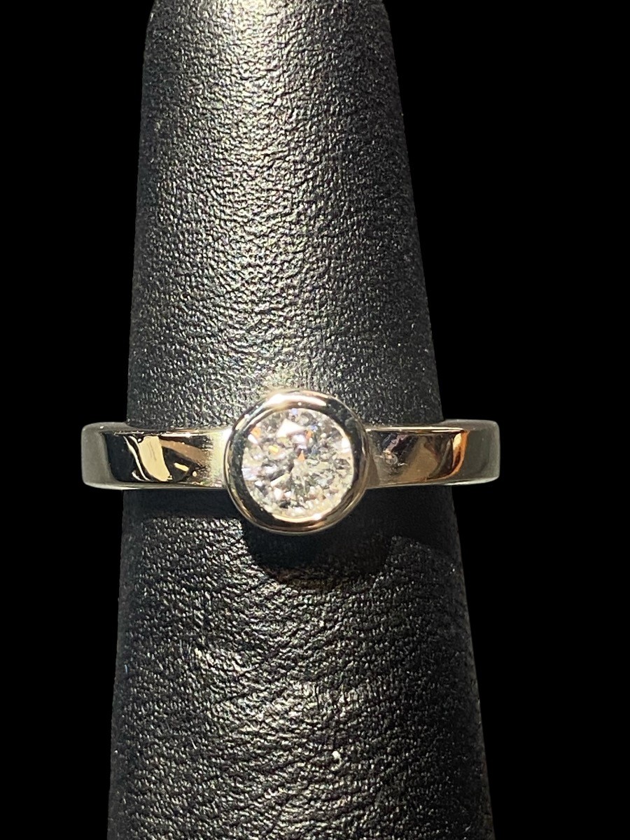 Lady’s Diamond Solitaire Ring .43 CT. 14K White Gold 3dwt Size:5.5 (MP1043844)