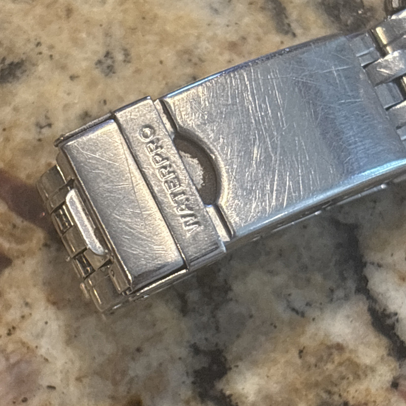 Guess WaterPro Indiglo 50 Meters/165 Feet Quartz Watch Untested & As Is