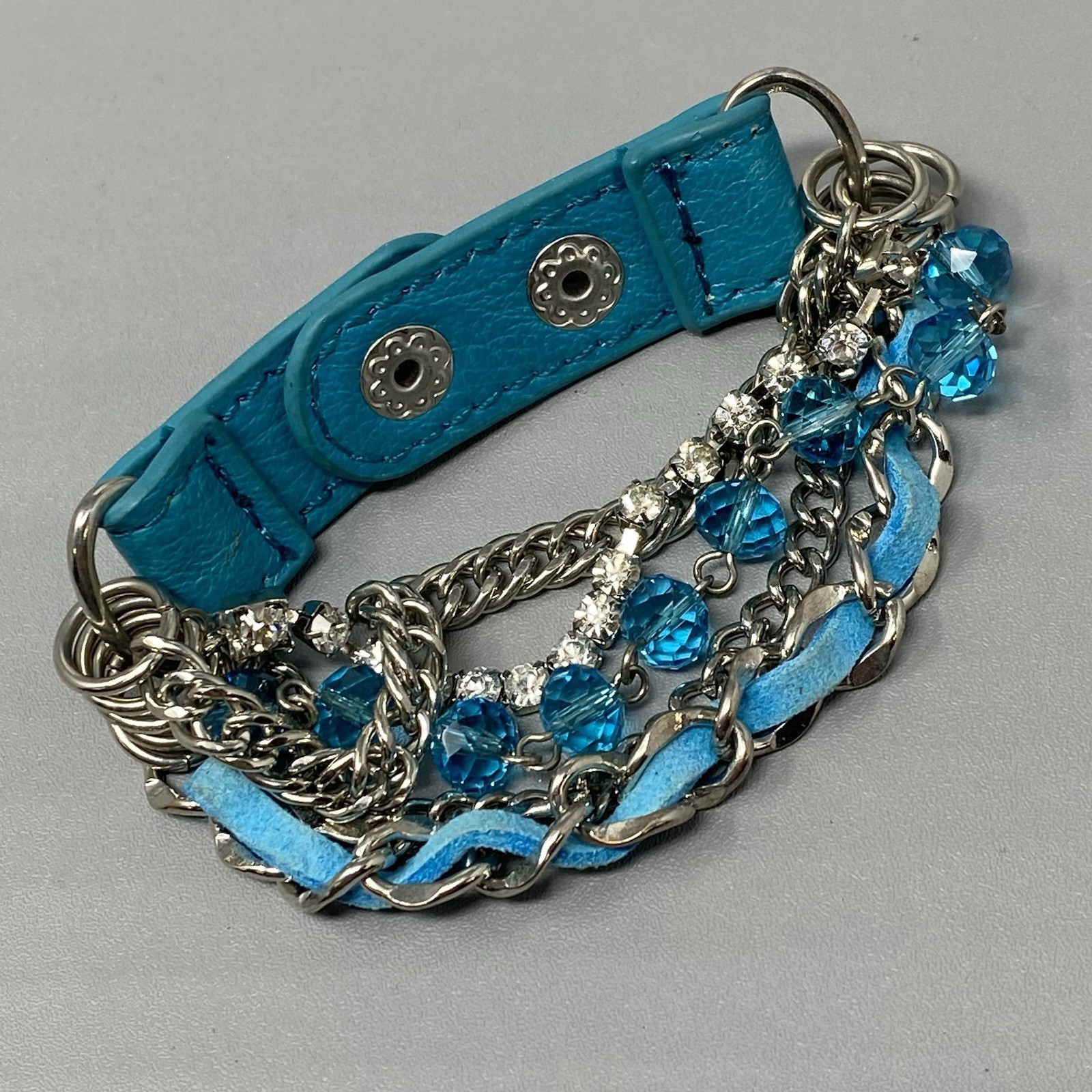 Layered Blue Glass Bead Bracelet Silver Tone Metal Chain Button Snap Punk 6.5″