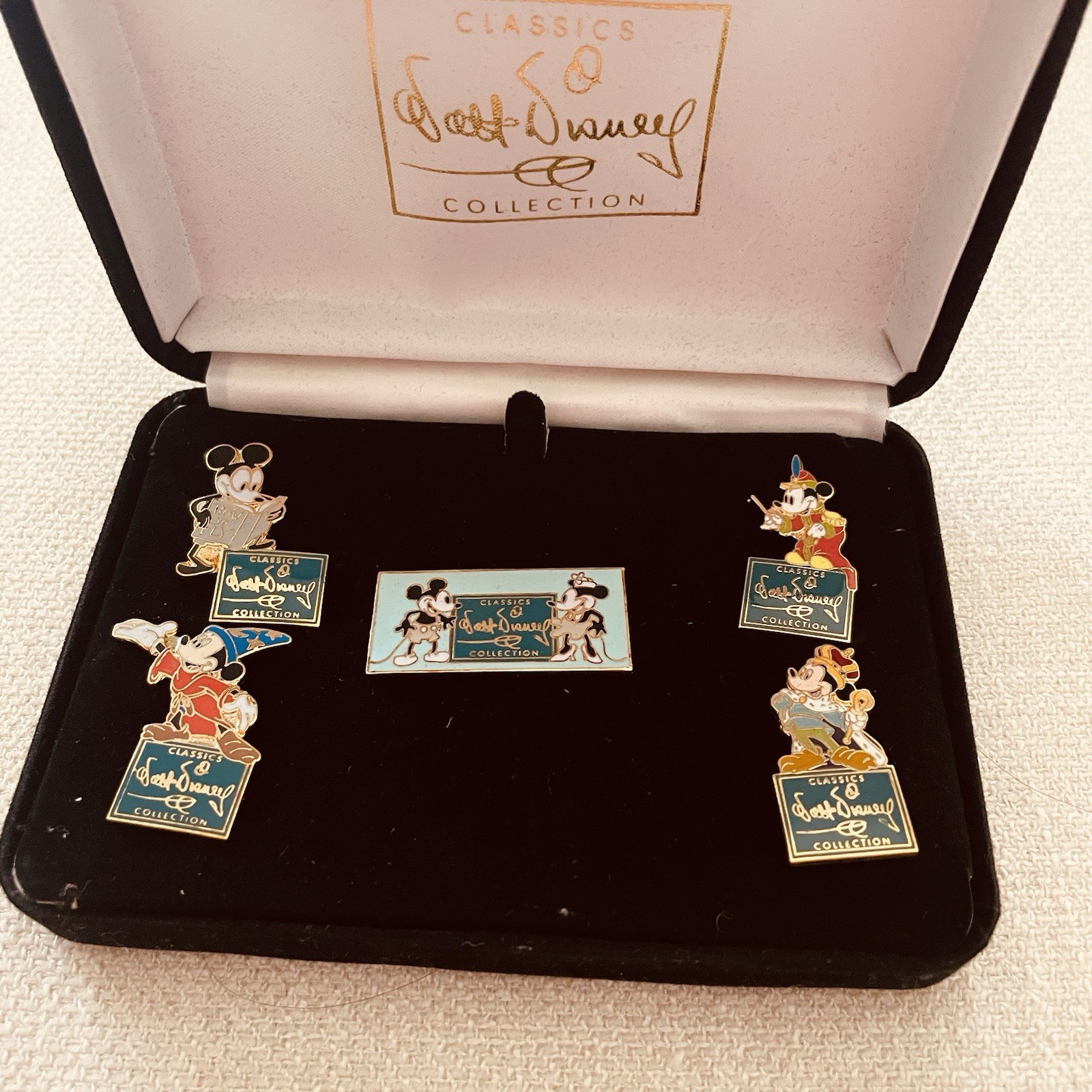WDCC (Walt Disney Classic Collection) Mickey Mouse Pin Set 1996