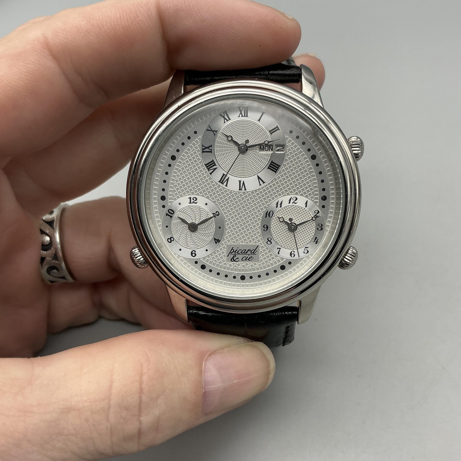 Picard & Cie Mens Watch 45mm Silver Tone Multi Dial Day Date New Battery