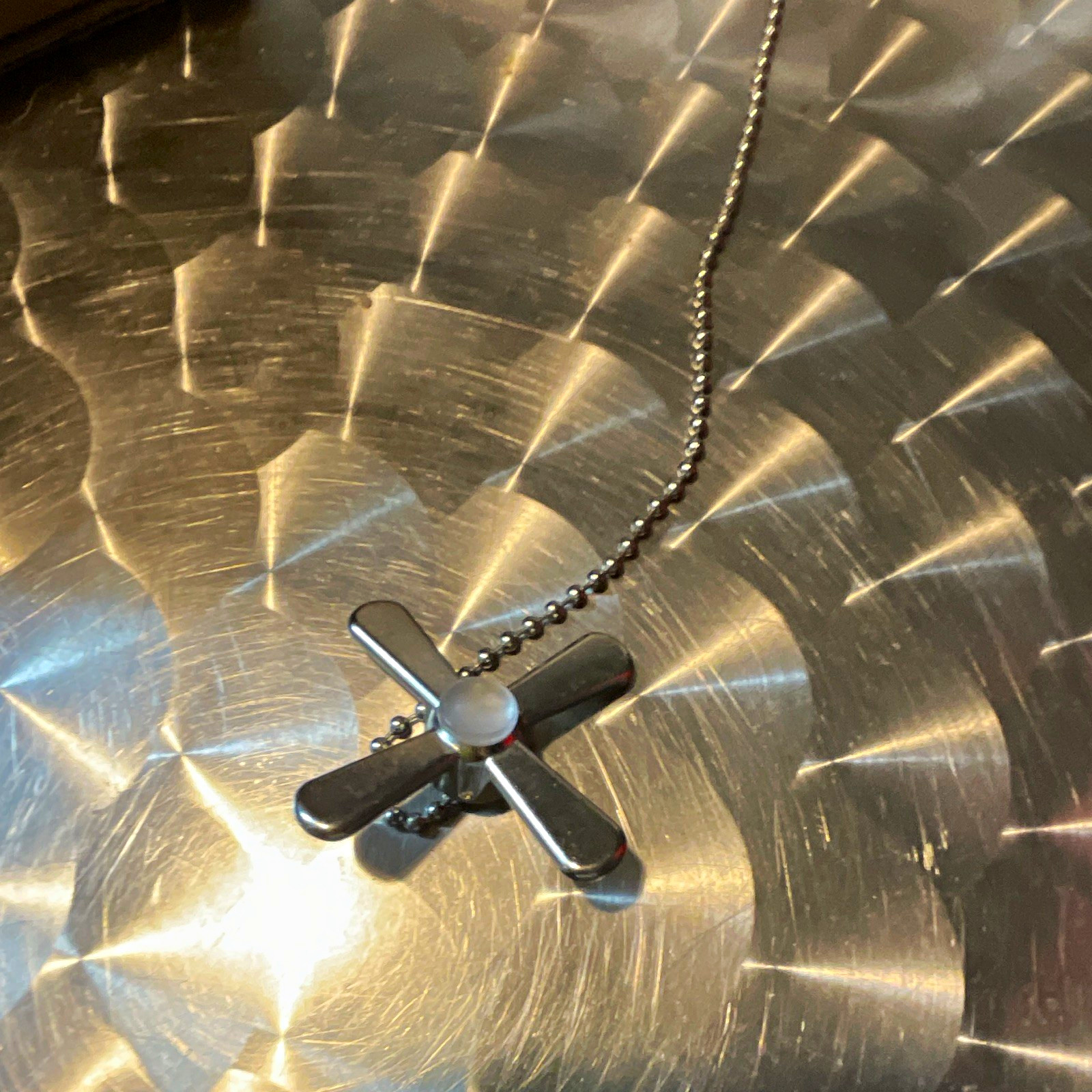 Silver Tone Airplane Propeller Pendant Chain Light/Fan Pull cord