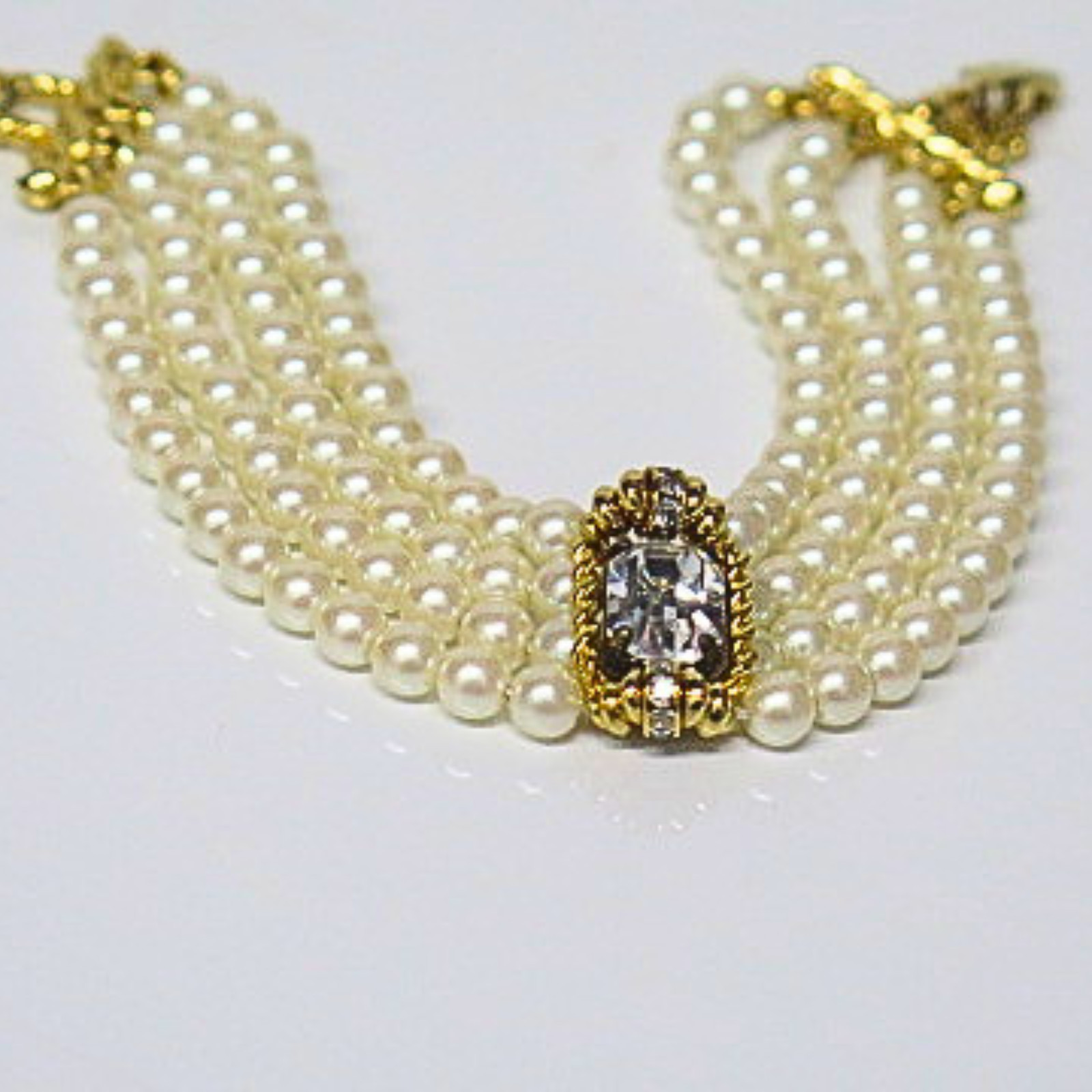 Vintage 4 Strand Faux Pearl Bracelet Gold Tone Crystal Accent Estate 7.5″