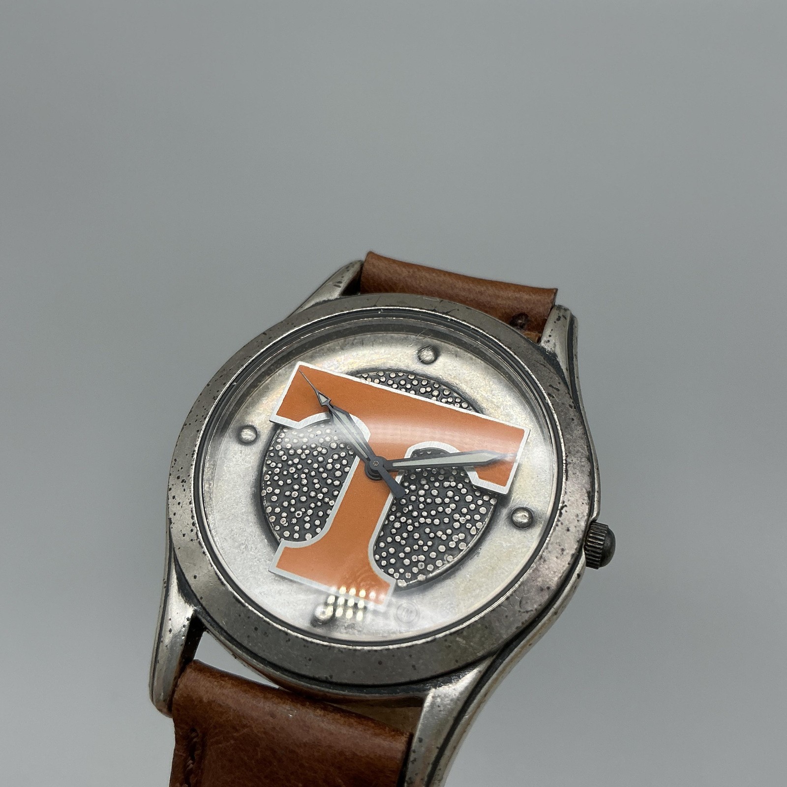 Fossil University Tennessee Mens Watch 35mm T Logo Dial Leather New Battery