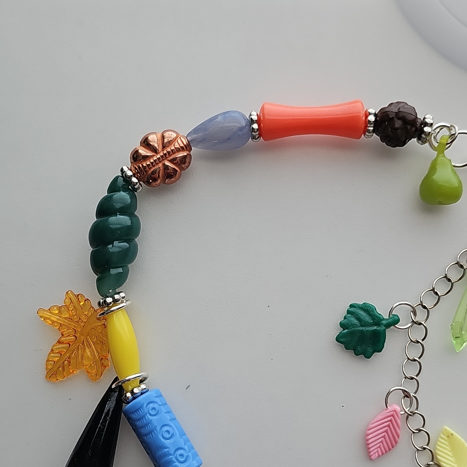 Vtg Acrylic Beaded Charm Necklace w/ Acrylic Dangles Handmade Colorful Chunky