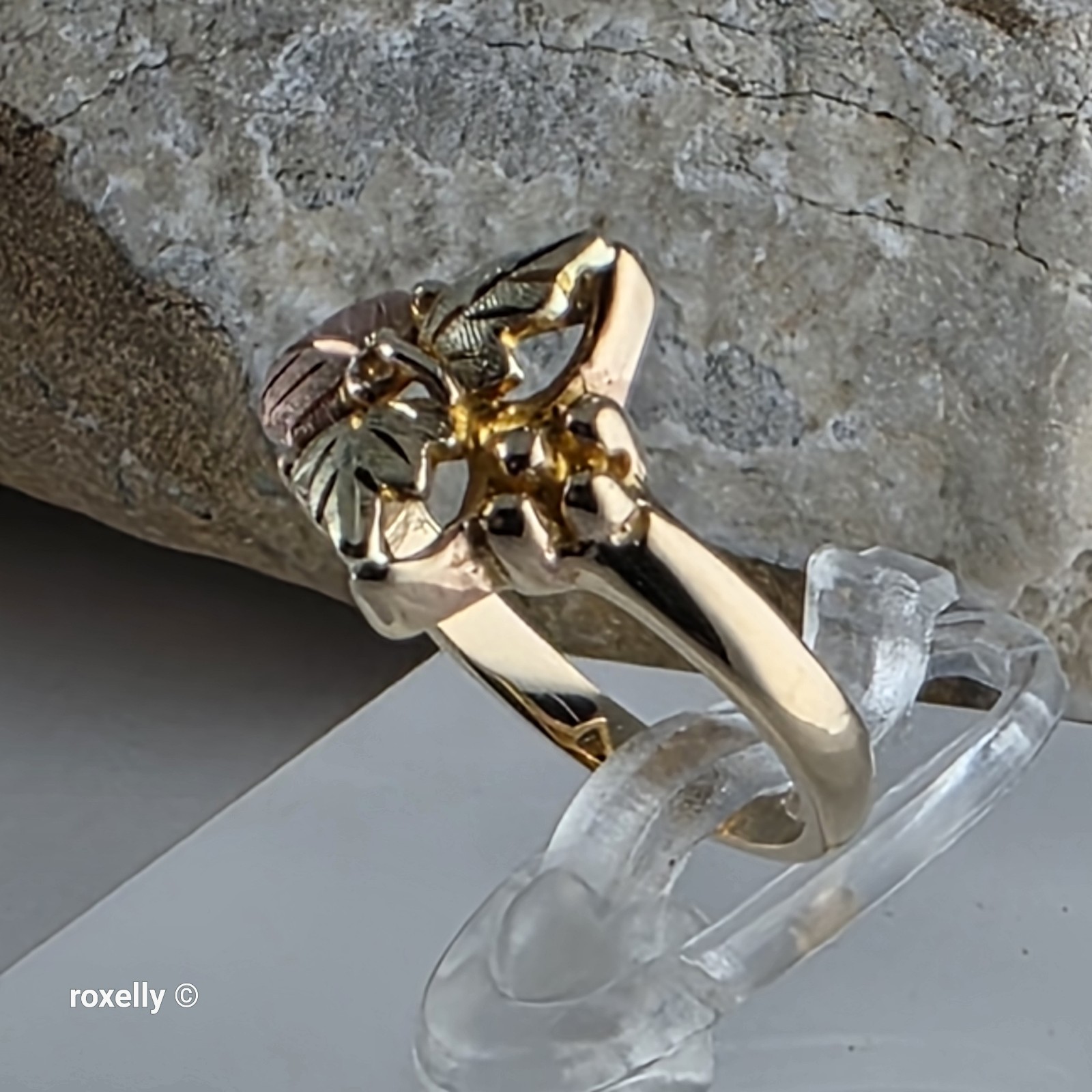 10K Yellow and Rose Gold Black Hills Leaves Ring Size 3, Solid Gold!