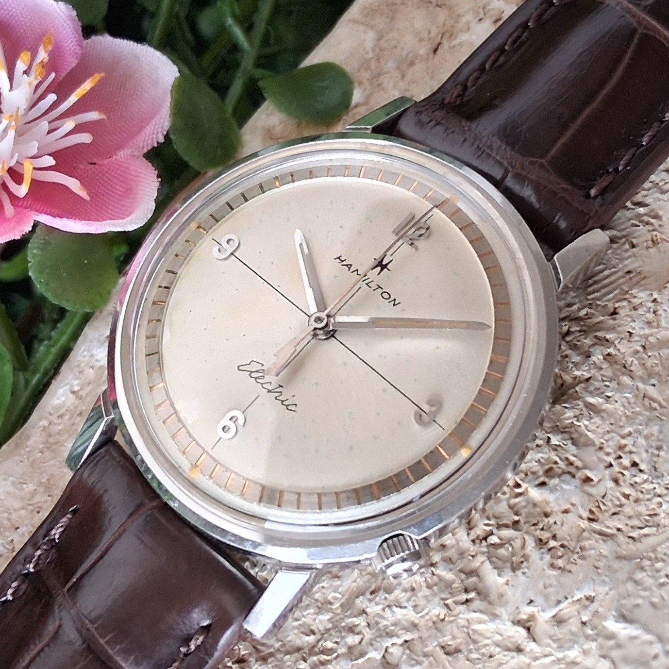 Serviced 1964 Hamilton Electric Nautilus 503 Men’s Vintage Watch New Crocodile